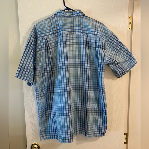 Patagonia button up dress shirt- blue size XL Excellent condition - Picture 4 of 9